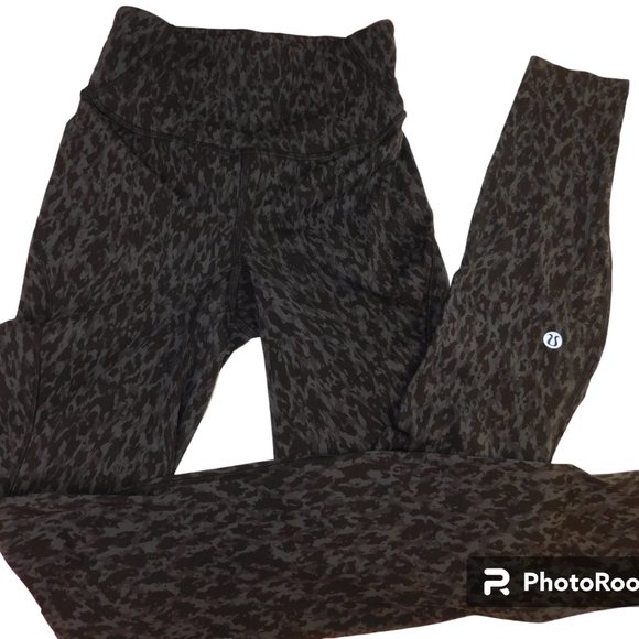 lululemon athletica Pants - Lululemon Black Camo Leggings Size 2